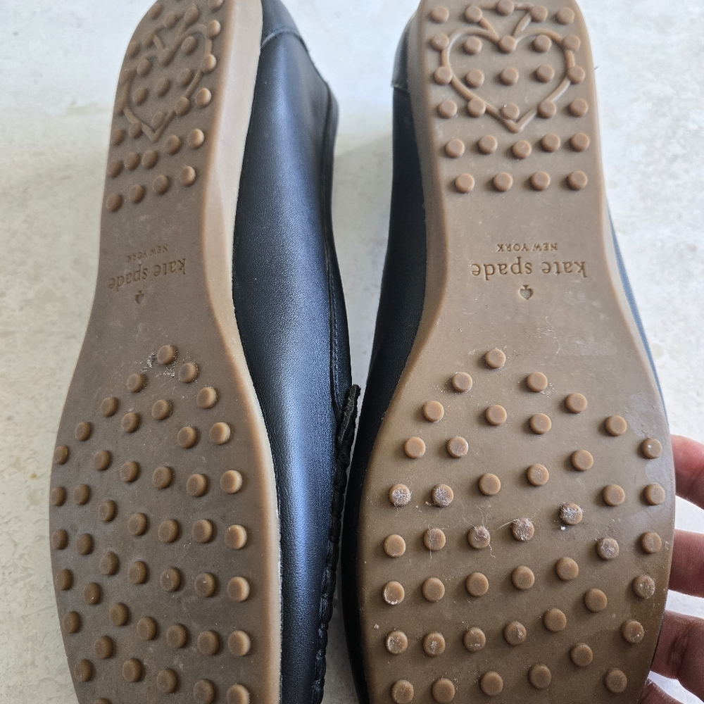 Kate Spade Black Leather Loafers with Gold-Tone Logo Accent - Picture 5 of 6